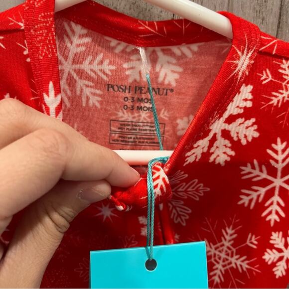 New Posh Peanut Red Snowflake Christmas Zippy with Footie 0-3 Months Bamboo - Picture 2 of 3